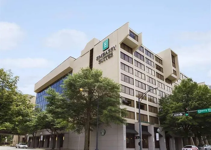 Hotel Embassy Winston-Salem