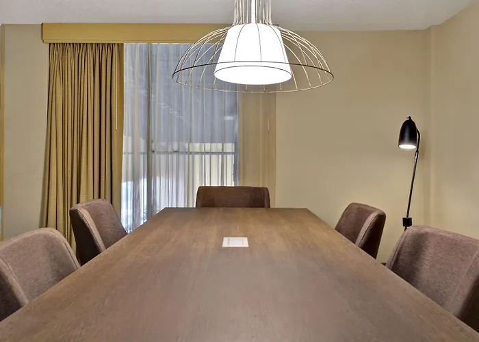 Hotel Embassy 4*